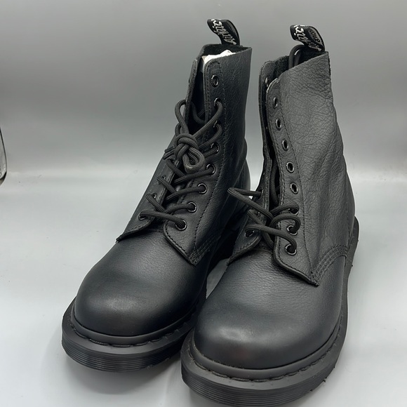 1460 pascal mono virginia leather ankle boots